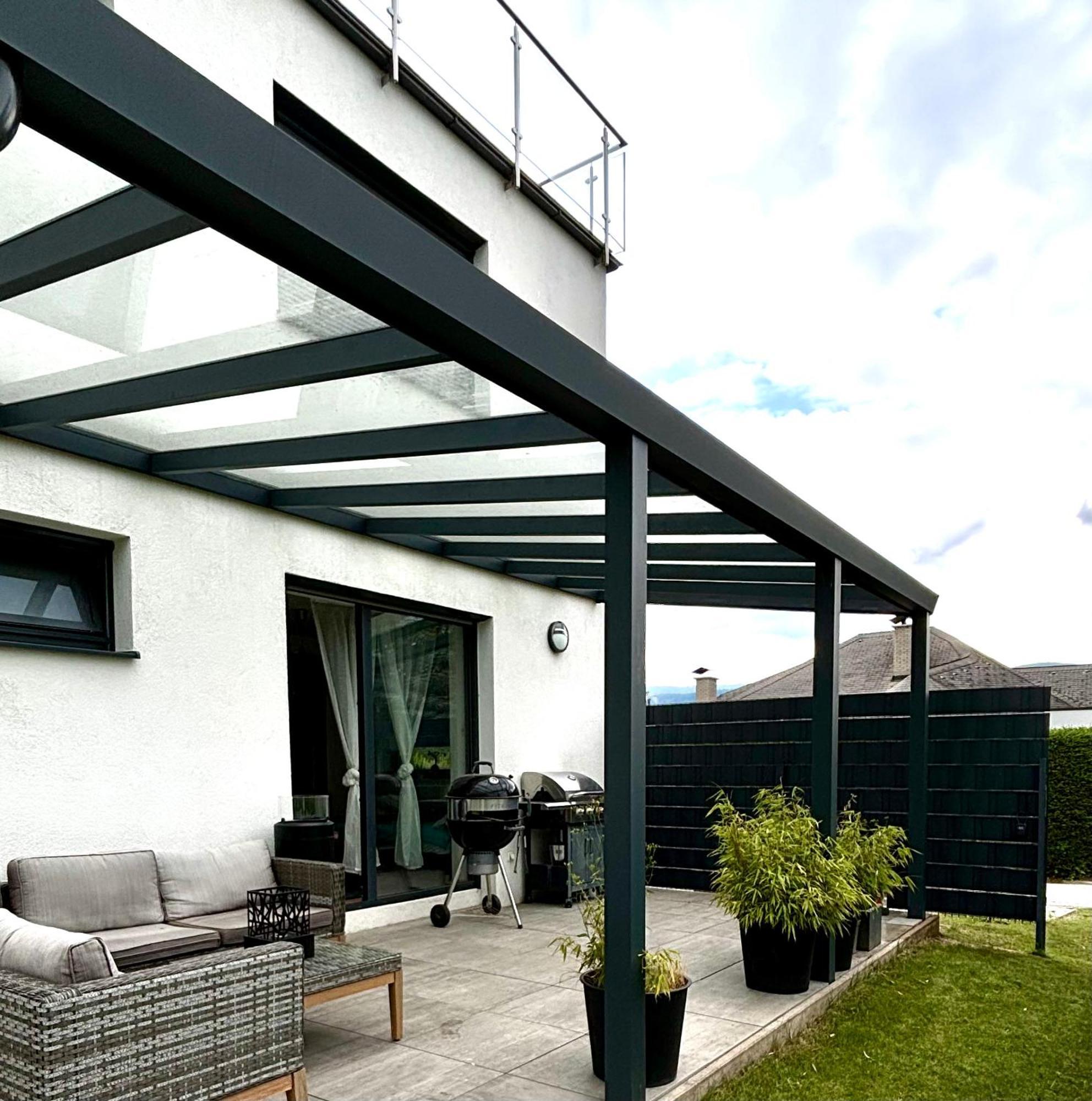 Schoene Wohnung Mit Terrasse Und Parkplatz Velden am Wörthersee Buitenkant foto